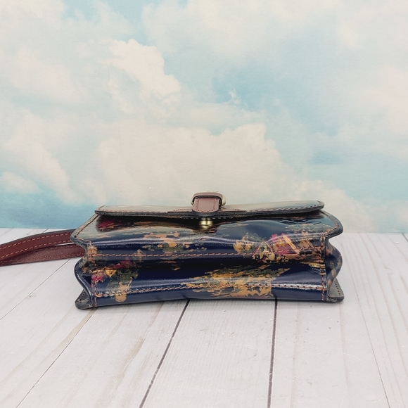 Patricia Nash Torri Kent Countryside Navy Crossbody - Picture 5 of 10